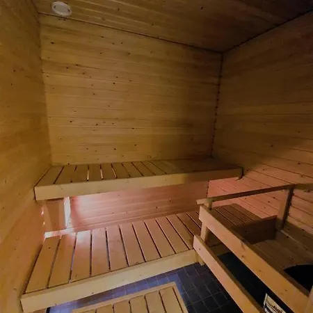 Stylish 1-bedroom With Sauna Nearby Airport Apartment Vantaa